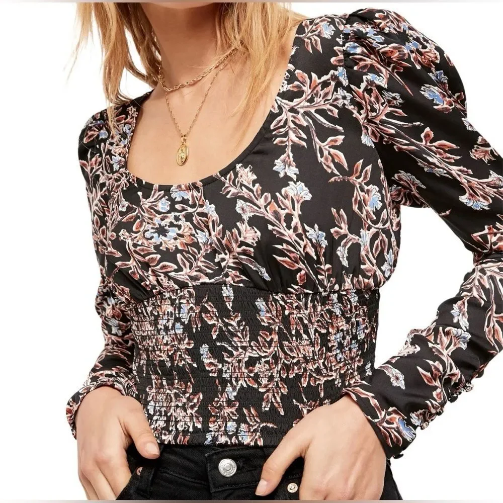 Free People Santiago Floral Cropped Smocked Boho Top in Black size Large